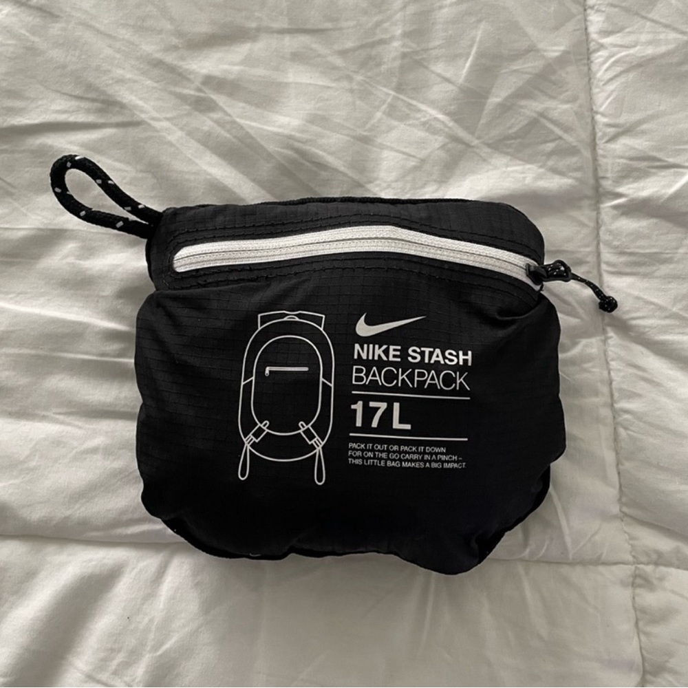 Nike Stash Backpack - Picture 3 of 3